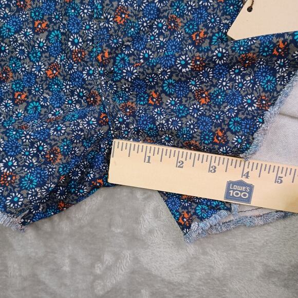 Levi's Women's Denim Jean Shorts Size 16 Blue Floral Print Cutoff 4" Mid Rise - Picture 10 of 12